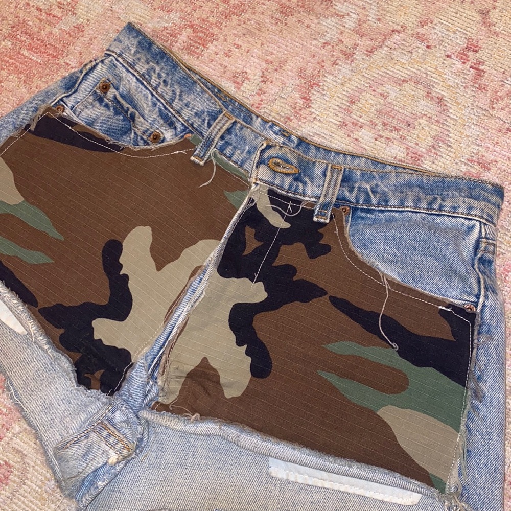 Camouflage Levi’s Shorts